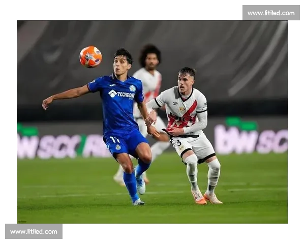 罗马迎战曼城欧陆豪门巅峰对决引爆足球之夜战术较量与荣耀之争